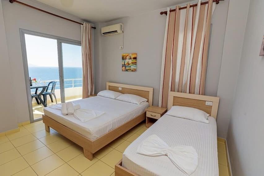 Fly Hotel 3*